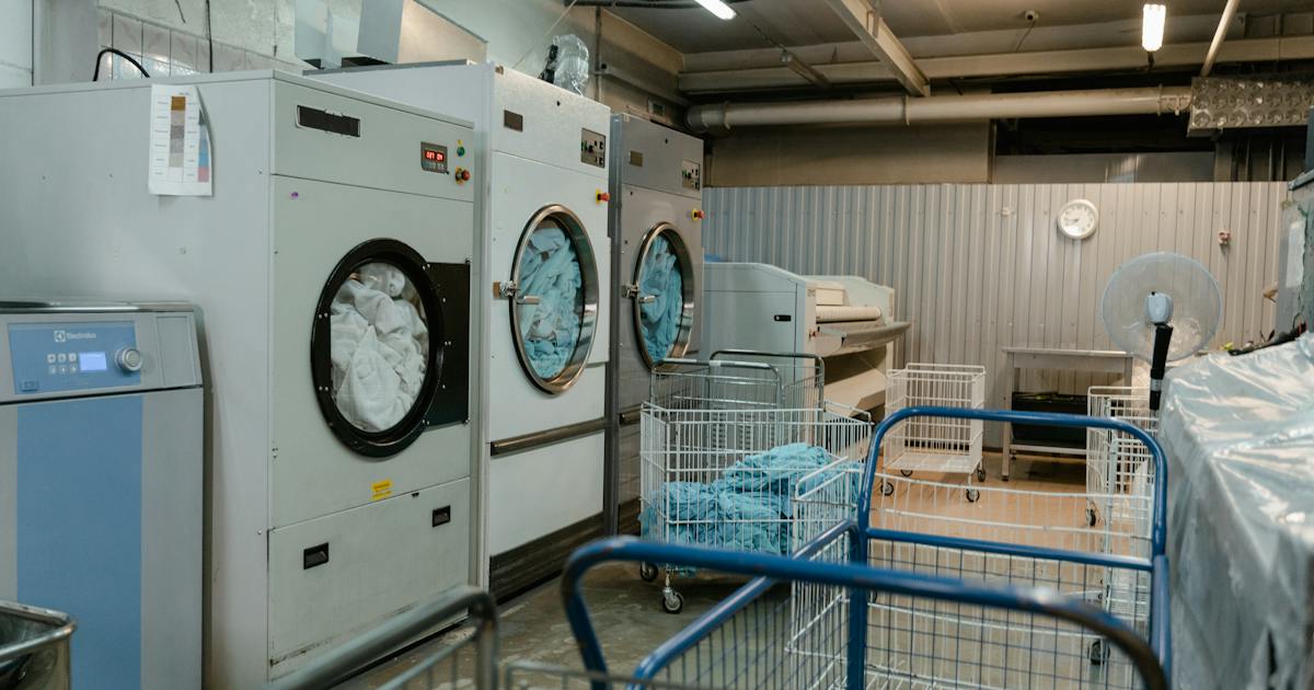 Commercial Laundry Machines and Equipment